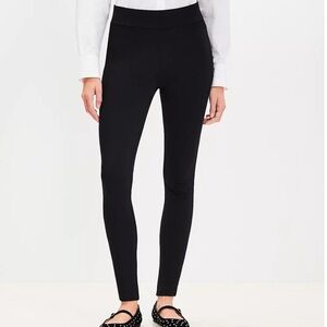NWT Context for Lord and Taylor Stretch Ponte Skinny Pants w/ Front Center Seam.
